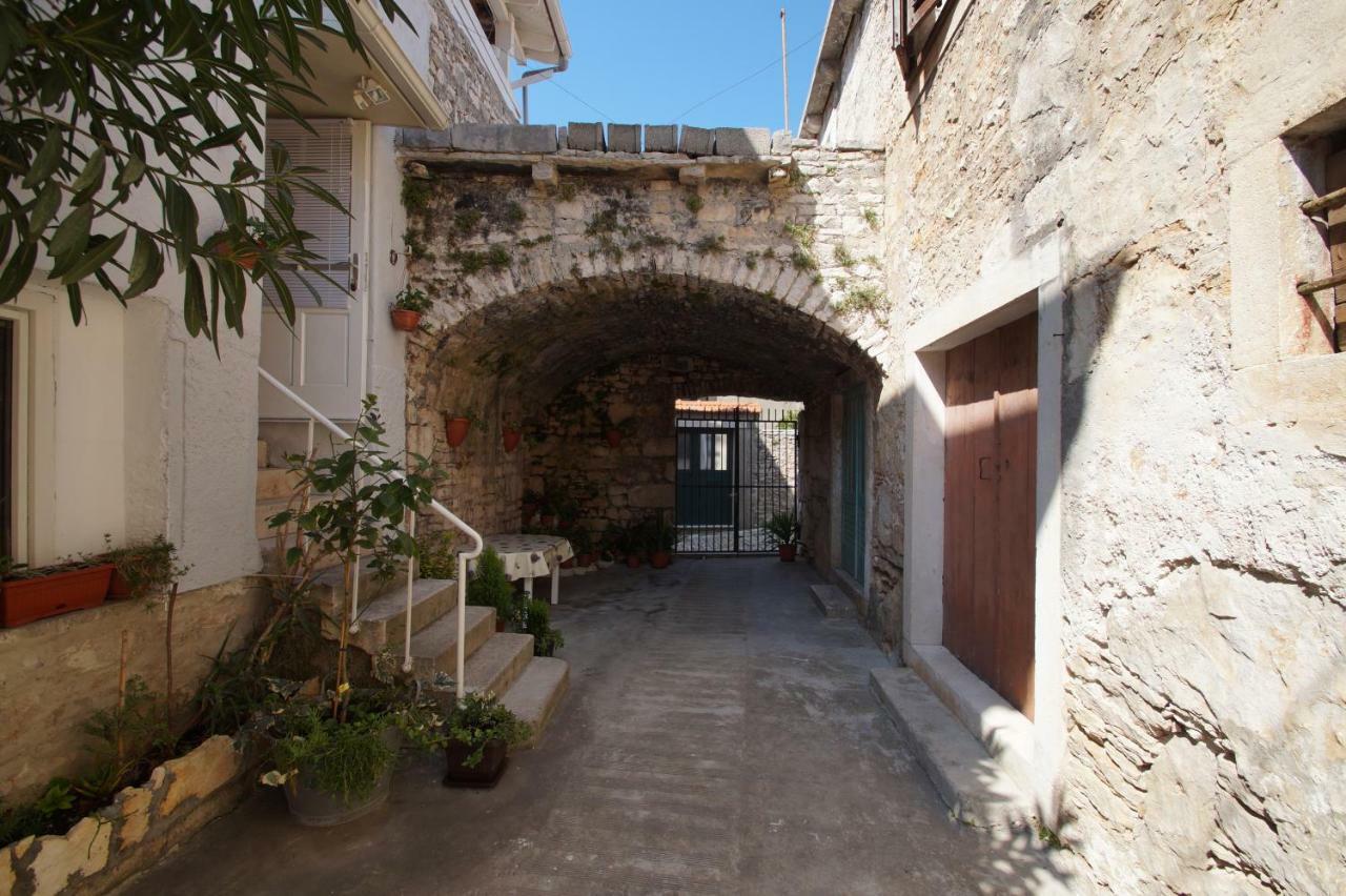 Apartmani فيلا لوكا المظهر الخارجي الصورة
