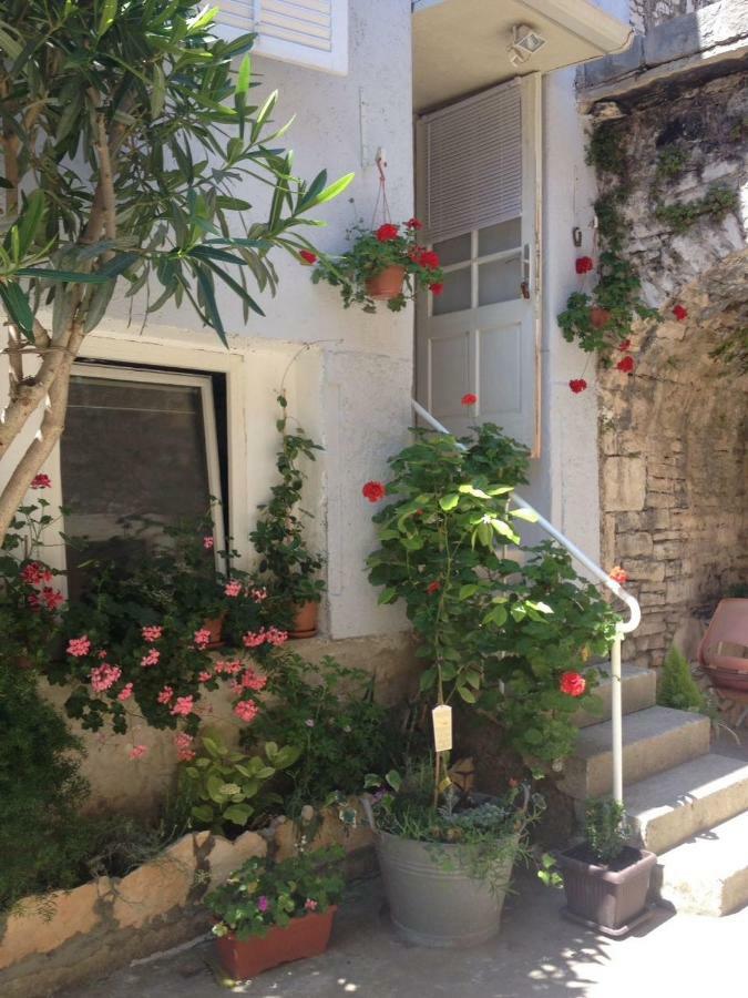 Apartmani فيلا لوكا المظهر الخارجي الصورة
